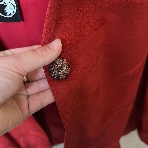 Vintage Asiatica Kansas City Vibrant Red Collarless Blazer with Textured Fabric - Picture 7 of 10